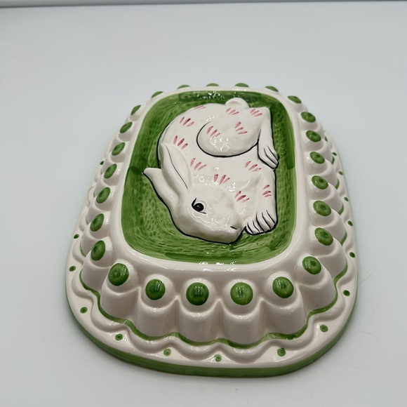 Sigma the Tastesetter White Bunny Rabbit Ceramic Hanging 3-D Mold Easter - Picture 13 of 16